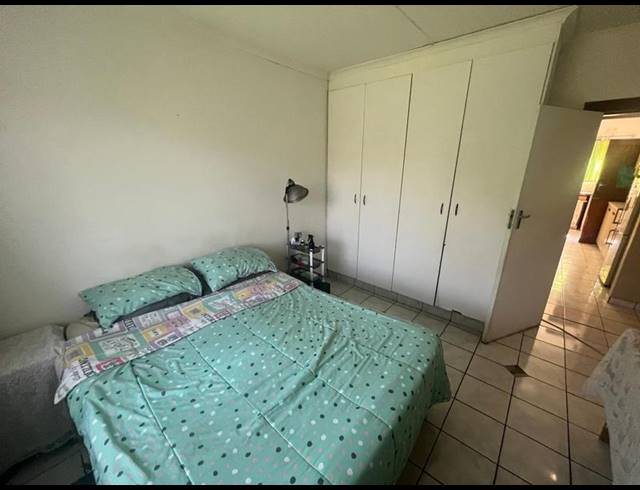 3 BEDROOM SIMPLEX FOR SALE IN MALVERN